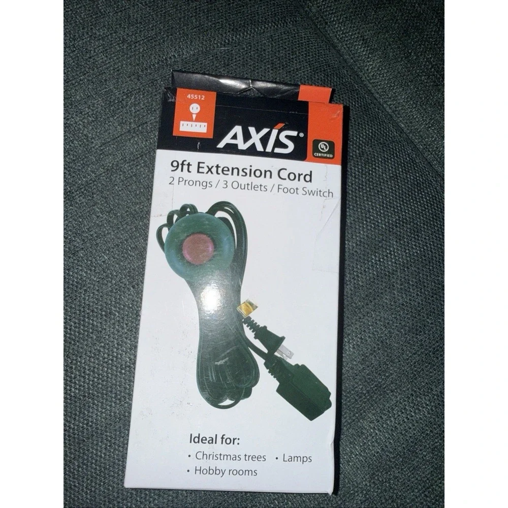 NEW Indoor 9Ft Extension Cord W/On/Off Foot Switch Christmas Tree Switch 2-Prong